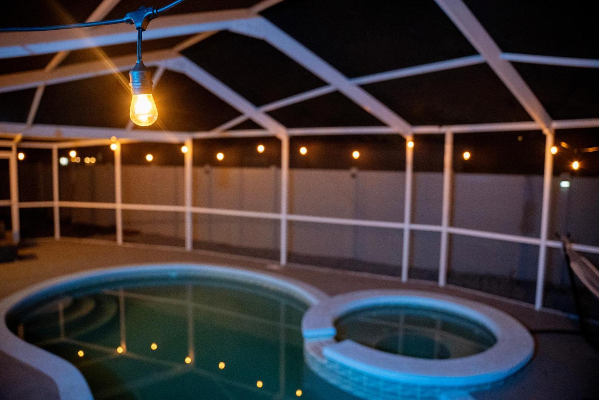 Stunning Modern Home In Tampa With Pool - Just 5 Minutes From Airport! Екстериор снимка