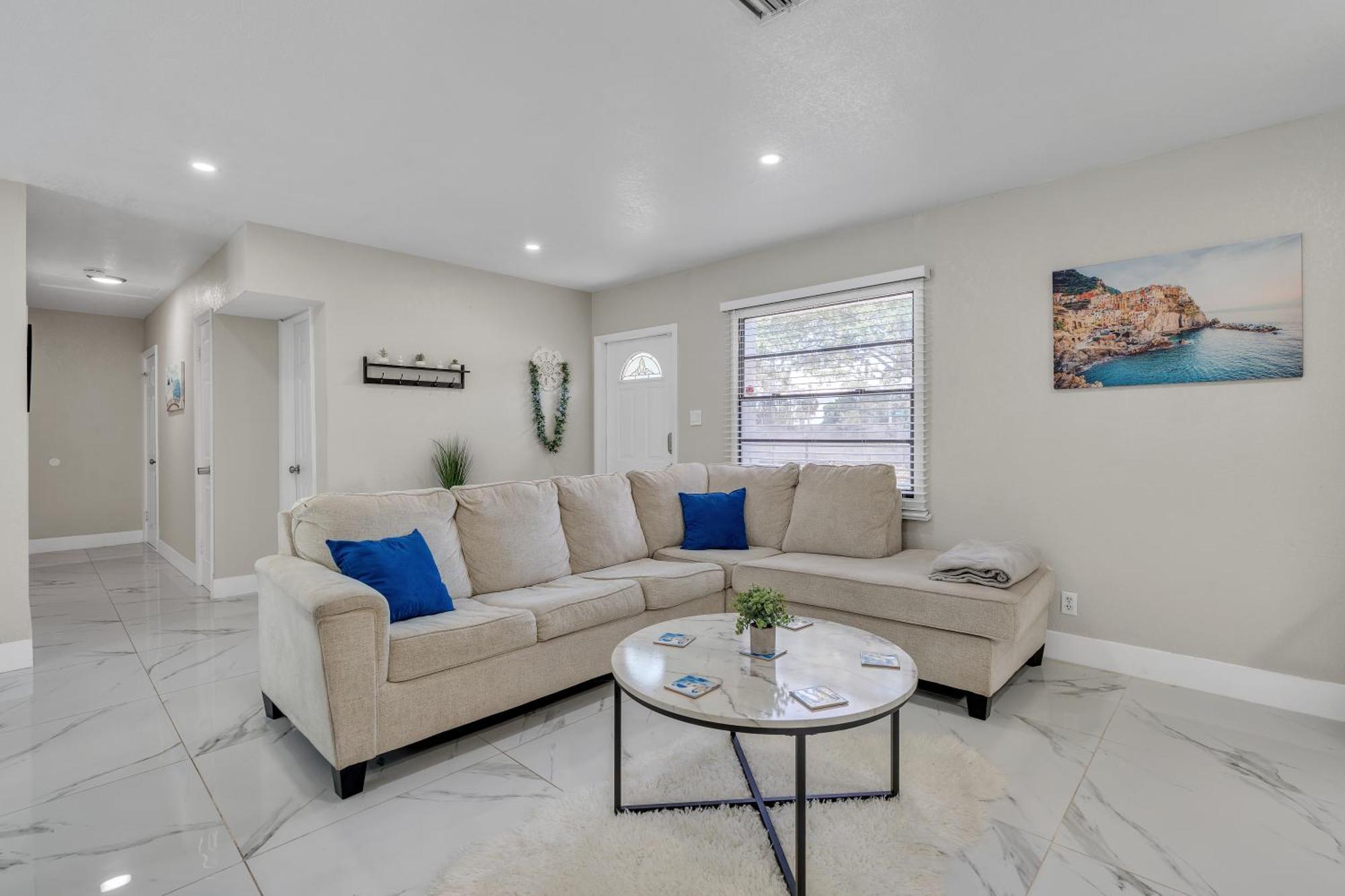 Stunning Modern Home In Tampa With Pool - Just 5 Minutes From Airport! Екстериор снимка